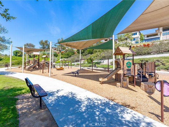 21011 Marin 103, Lake Forest CA 92630