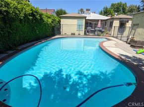 527 S Orchard Drive, Burbank CA 91506