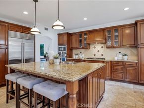 16 Bayleaf Lane, Irvine CA 92620