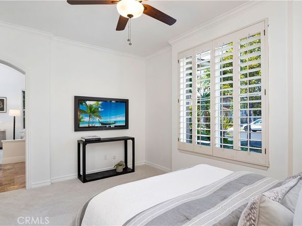 16 Bayleaf Lane, Irvine CA 92620