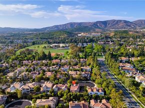 16 Bayleaf Lane, Irvine CA 92620