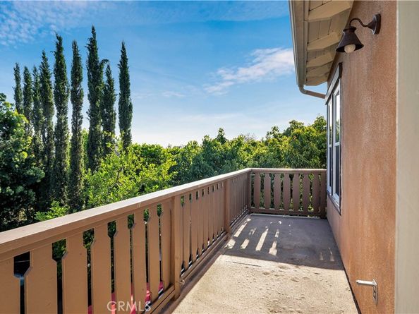 16 Bayleaf Lane, Irvine CA 92620