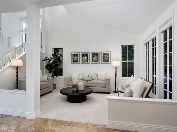 16 Bayleaf Lane, Irvine CA 92620