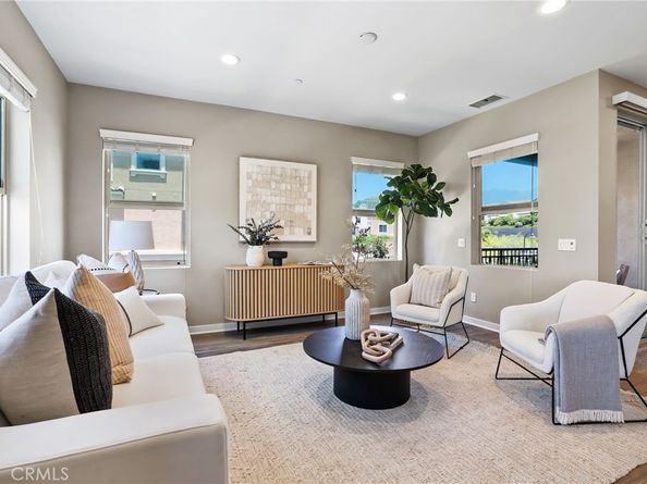 109 Alder Ridge, Lake Forest CA 92610