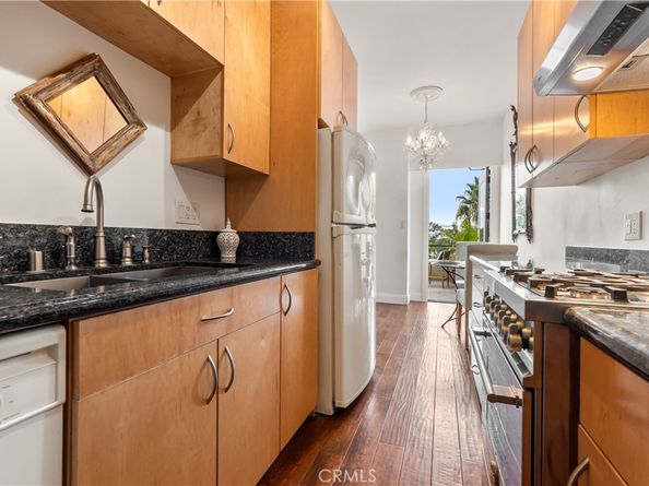 800 E Ocean Boulevard 201, Long Beach CA 90802