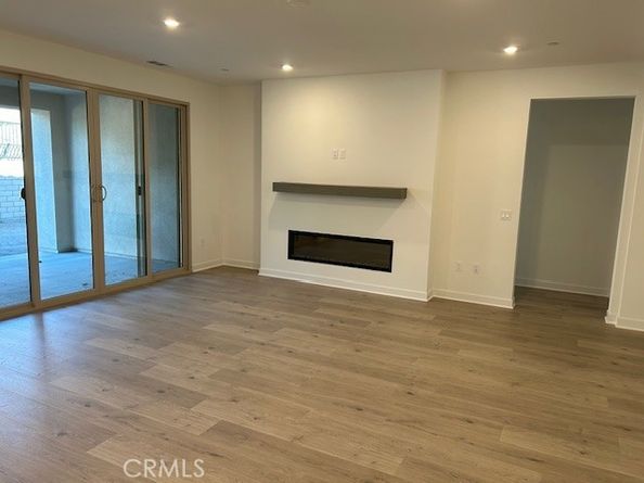 1381 Amanda Glen S, Escondido CA 92025