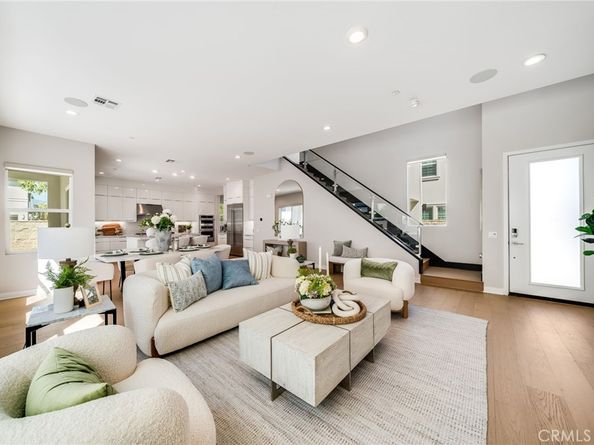 301 Brackens, Lake Forest CA 92630