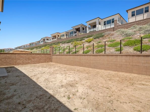 106 Bright Star, Irvine CA 92618
