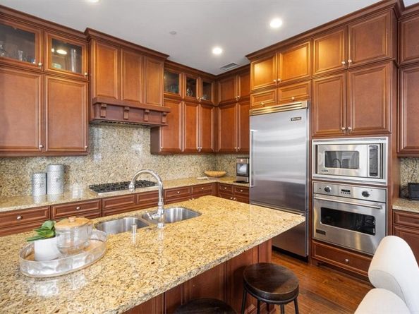 17291 Wareham Lane, Huntington Beach CA 92649