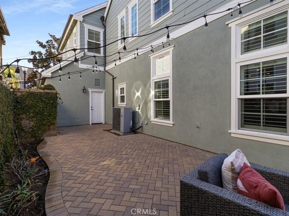17291 Wareham Lane, Huntington Beach CA 92649