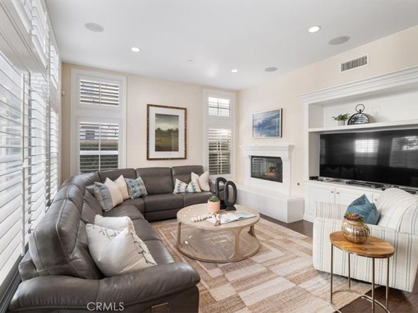 17291 Wareham Lane, Huntington Beach CA 92649