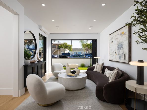 1315 Ocean Avenue, Seal Beach CA 90740