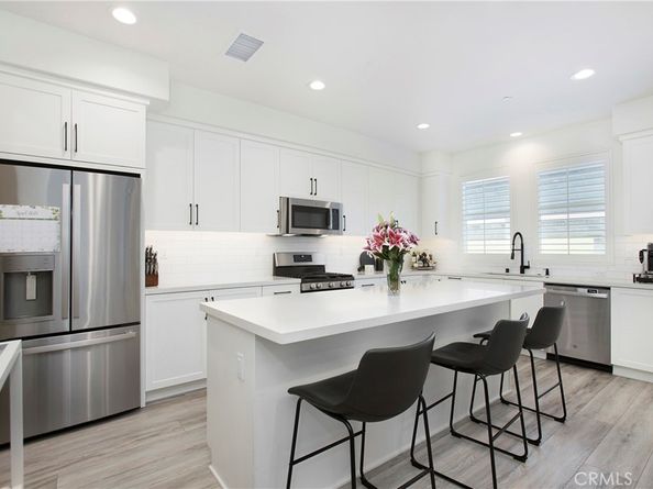 83 Hideaway Loop, Mission Viejo CA 92692