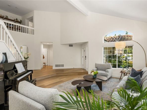 5 Bergamo, Irvine CA 92614