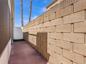 17722 Sergio Circle CI104, Huntington Beach CA 92647