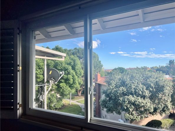 3048 Via Serena S O, Laguna Woods CA 92637