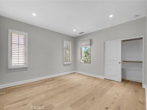 61 Acorn Glen, Irvine CA 92620