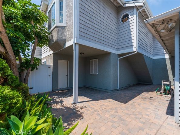1701 Lake Street, Huntington Beach CA 92648