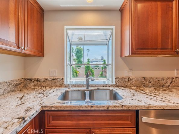 1701 Lake Street, Huntington Beach CA 92648