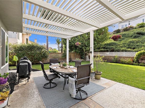 27041 Ironwood Drive, Laguna Hills CA 92653