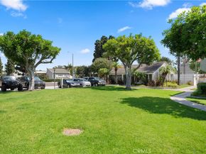 18785 Heavenwood C171, Huntington Beach CA 92646