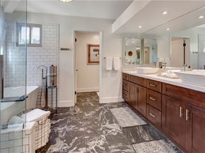 515 Bay Hill Drive, Newport Beach CA 92660