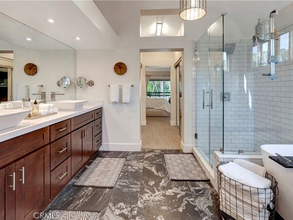 515 Bay Hill Drive, Newport Beach CA 92660