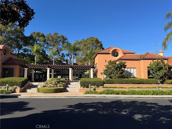 515 Bay Hill Drive, Newport Beach CA 92660