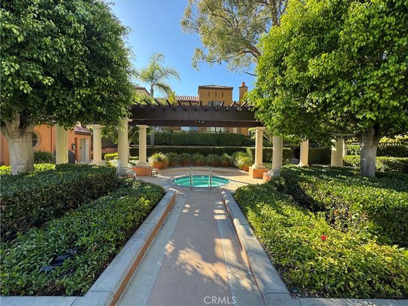 515 Bay Hill Drive, Newport Beach CA 92660