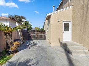 6008 Village Road, Lakewood CA 90713