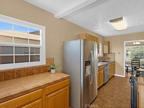 6008 Village Road, Lakewood CA 90713