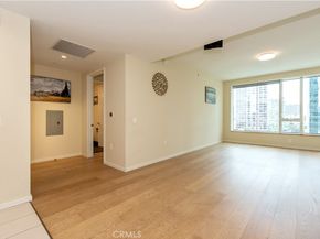 889 Francisco 1911, Los Angeles CA 90017