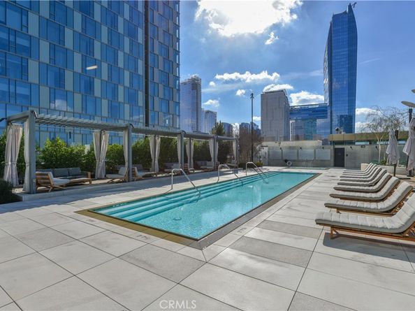 889 Francisco 1911, Los Angeles CA 90017