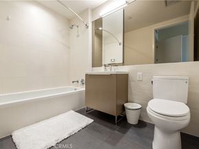 889 Francisco 1911, Los Angeles CA 90017