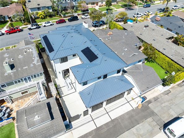 1828 Pine, Huntington Beach CA 92648