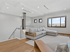 1828 Pine, Huntington Beach CA 92648