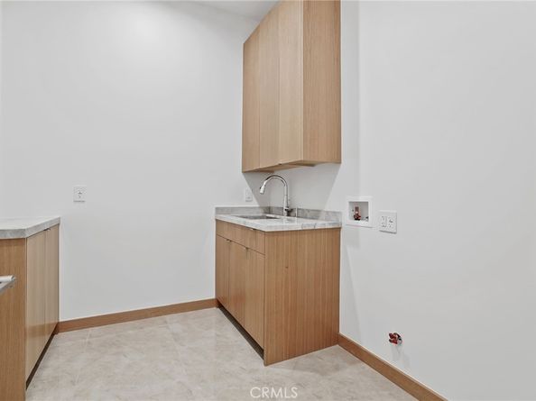 1828 Pine, Huntington Beach CA 92648