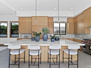 1828 Pine, Huntington Beach CA 92648