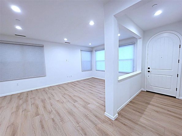 111 Desert Lotus, Irvine CA 92618