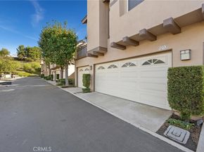 1232 S Country Glen Way, Anaheim Hills CA 92808