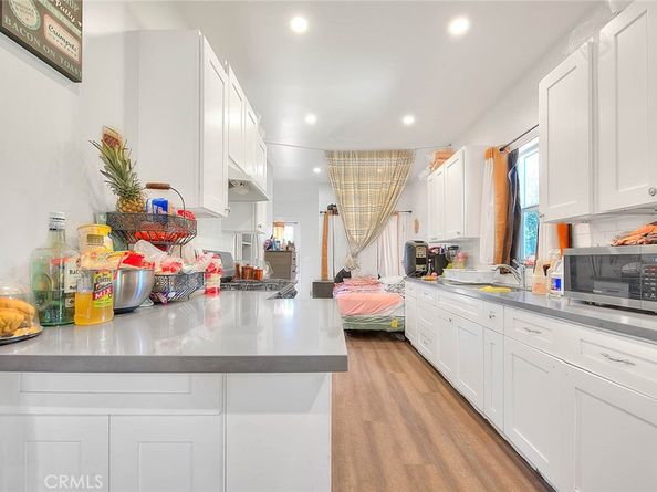 6915 Bonsallo, Lake Los Angeles CA 90044
