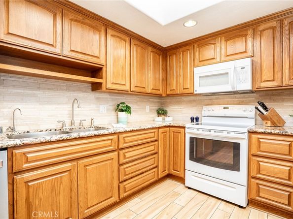 1310 Knollwood 43A, Seal Beach CA 90740