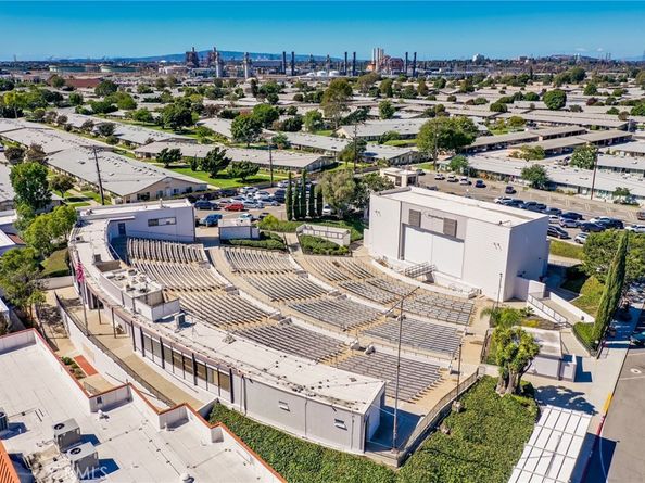 1310 Knollwood 43A, Seal Beach CA 90740