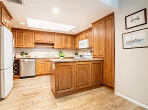 1310 Knollwood 43A, Seal Beach CA 90740