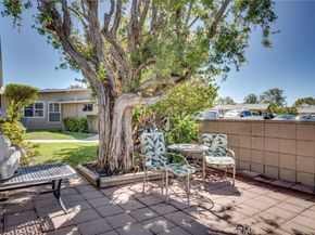 1310 Knollwood 43A, Seal Beach CA 90740