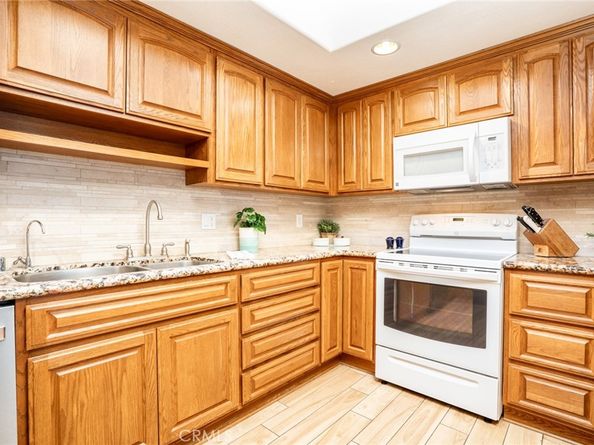 1310 Knollwood 43A, Seal Beach CA 90740