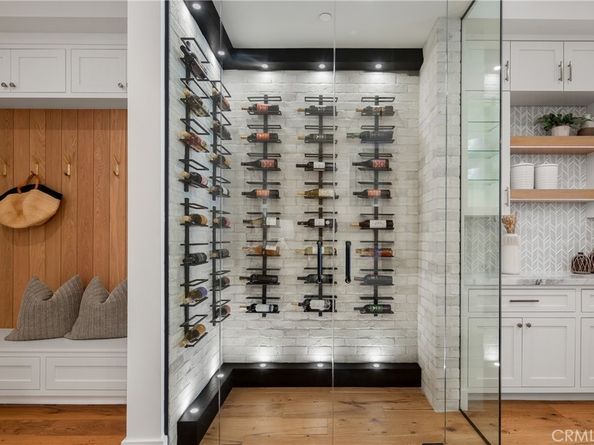 1004 Huntington, Huntington Beach CA 92648