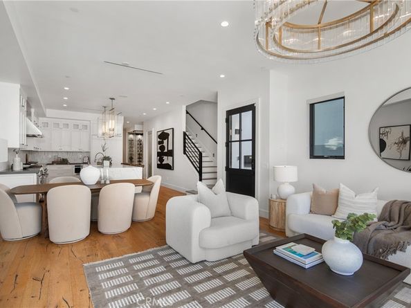 1004 Huntington, Huntington Beach CA 92648