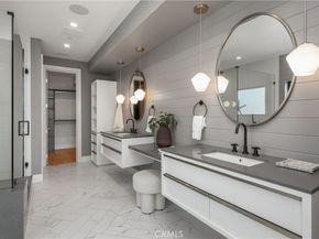 1004 Huntington, Huntington Beach CA 92648