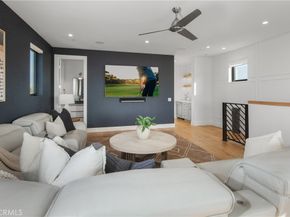 1004 Huntington, Huntington Beach CA 92648